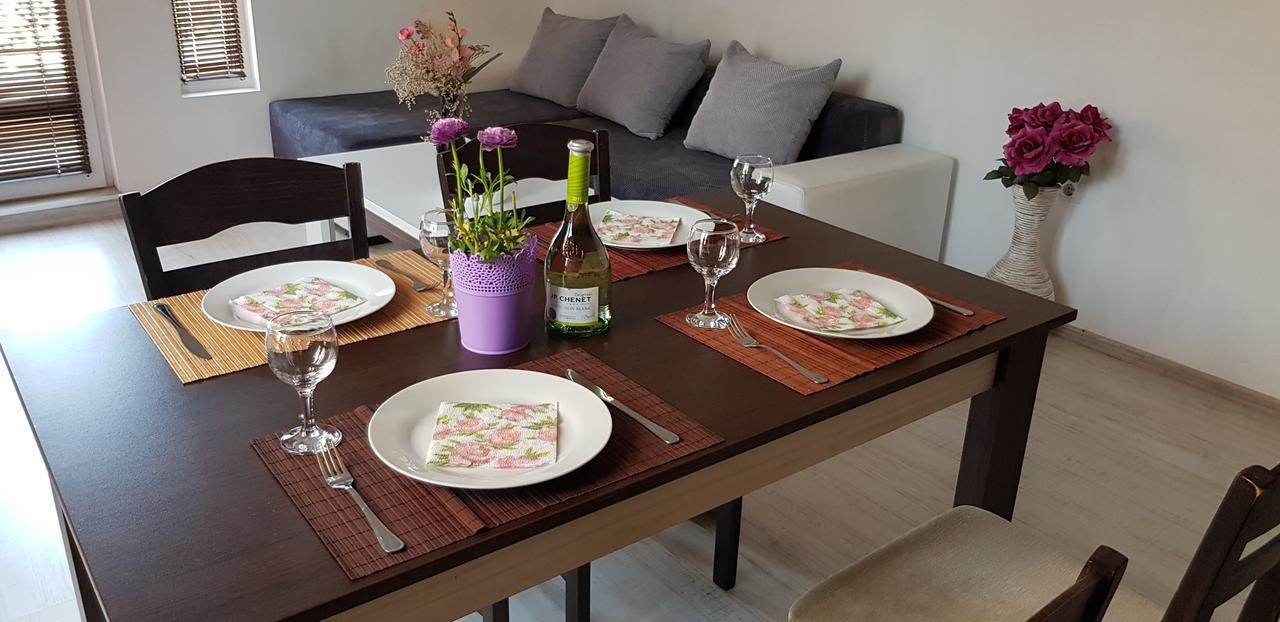 Apartment Family Aparthotel Vintegra 3*